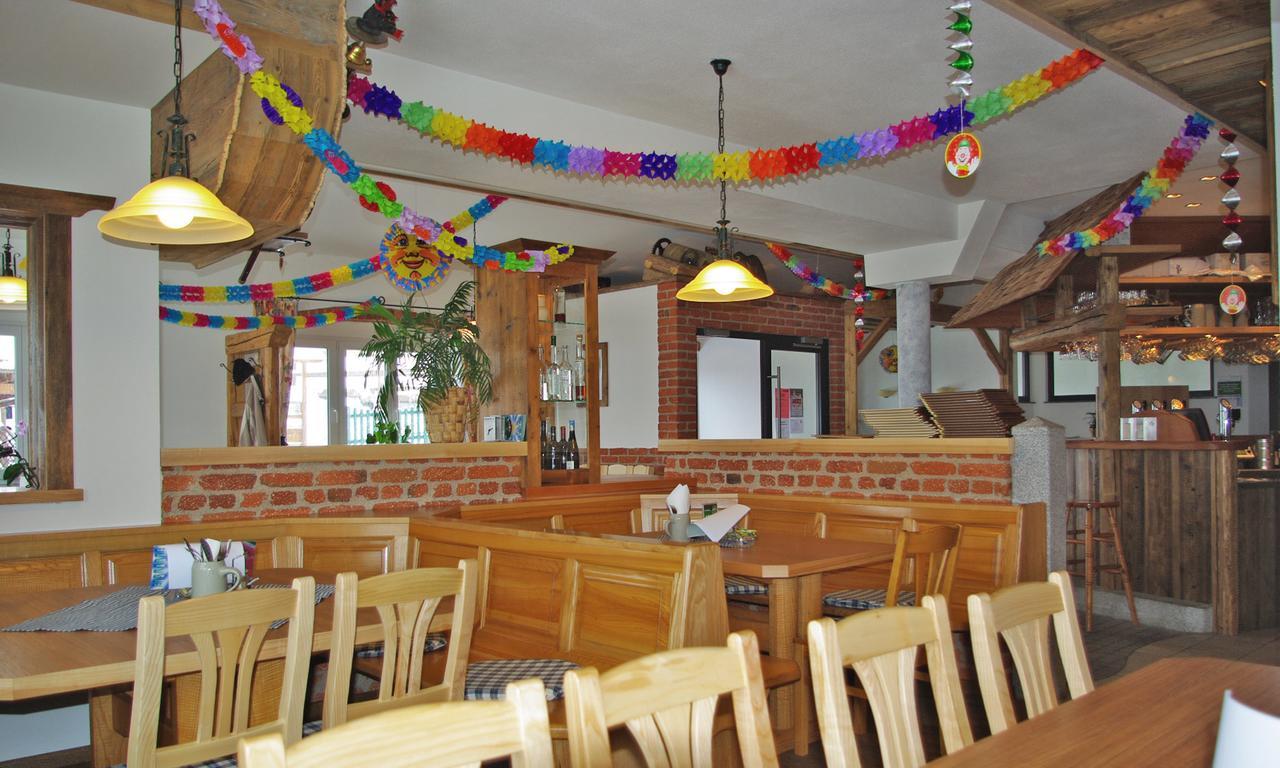 Langs Wirtshaus Hotel Sankt Ulrich im Mühlkreis Kamer foto